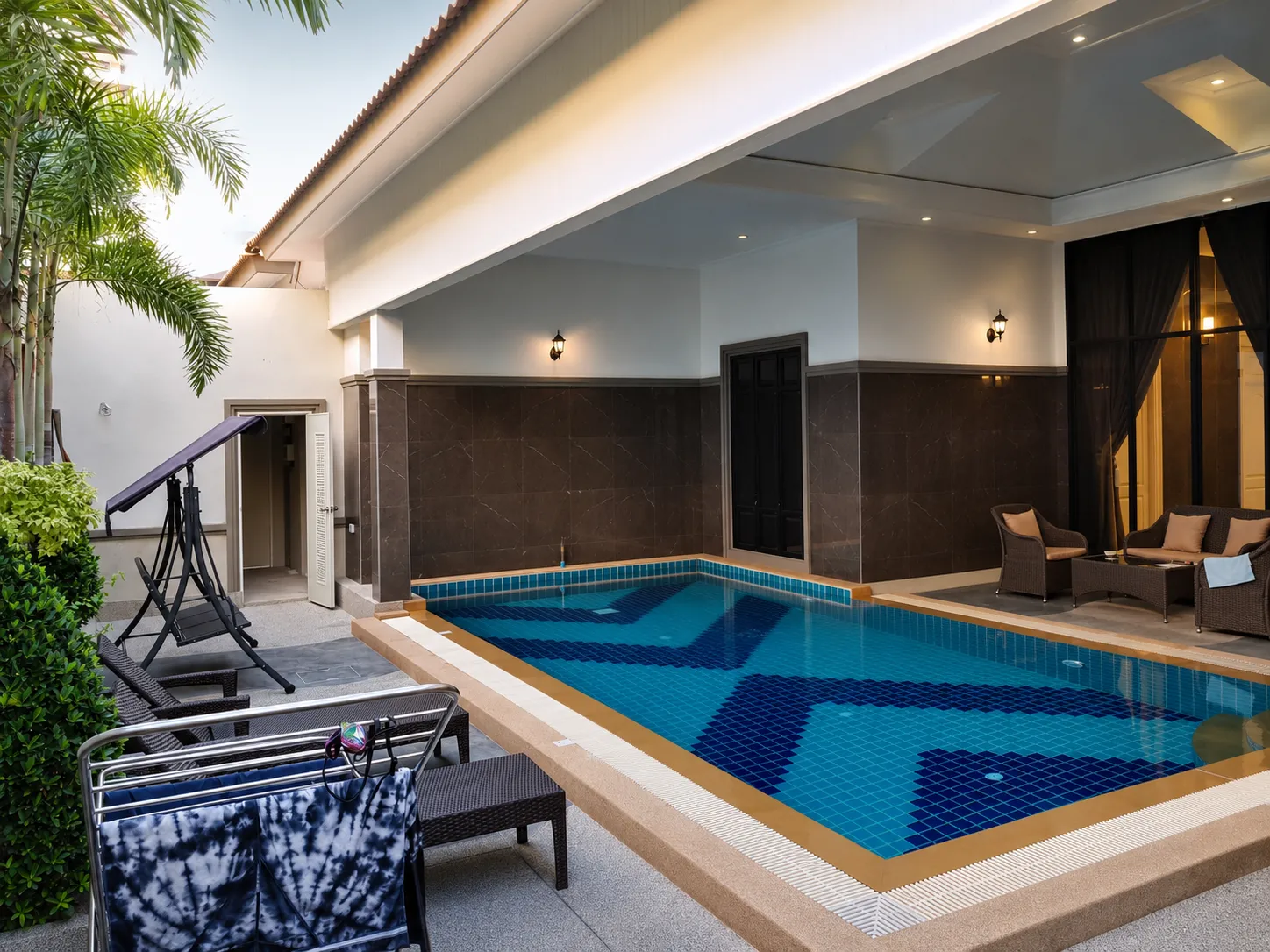Top Pool Villa B5 Pattaya — фотография виллы 2
